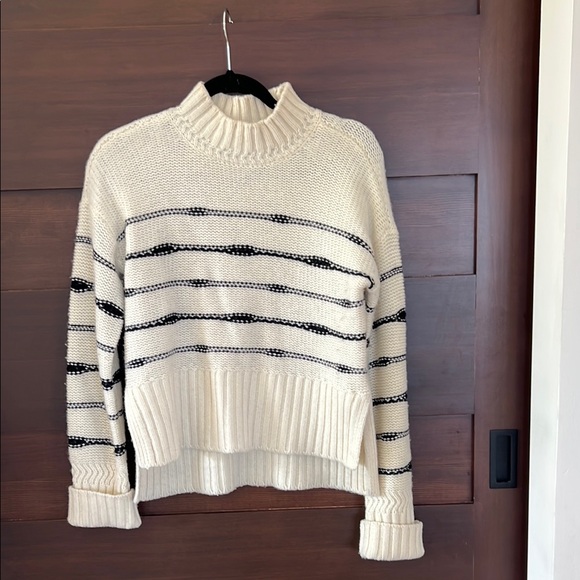 Veronica Beard Turtleneck Sweater - Picture 1 of 5